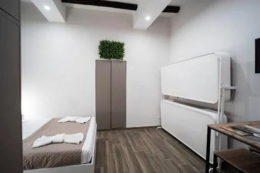 شقة Irenetta'S Home نابولي